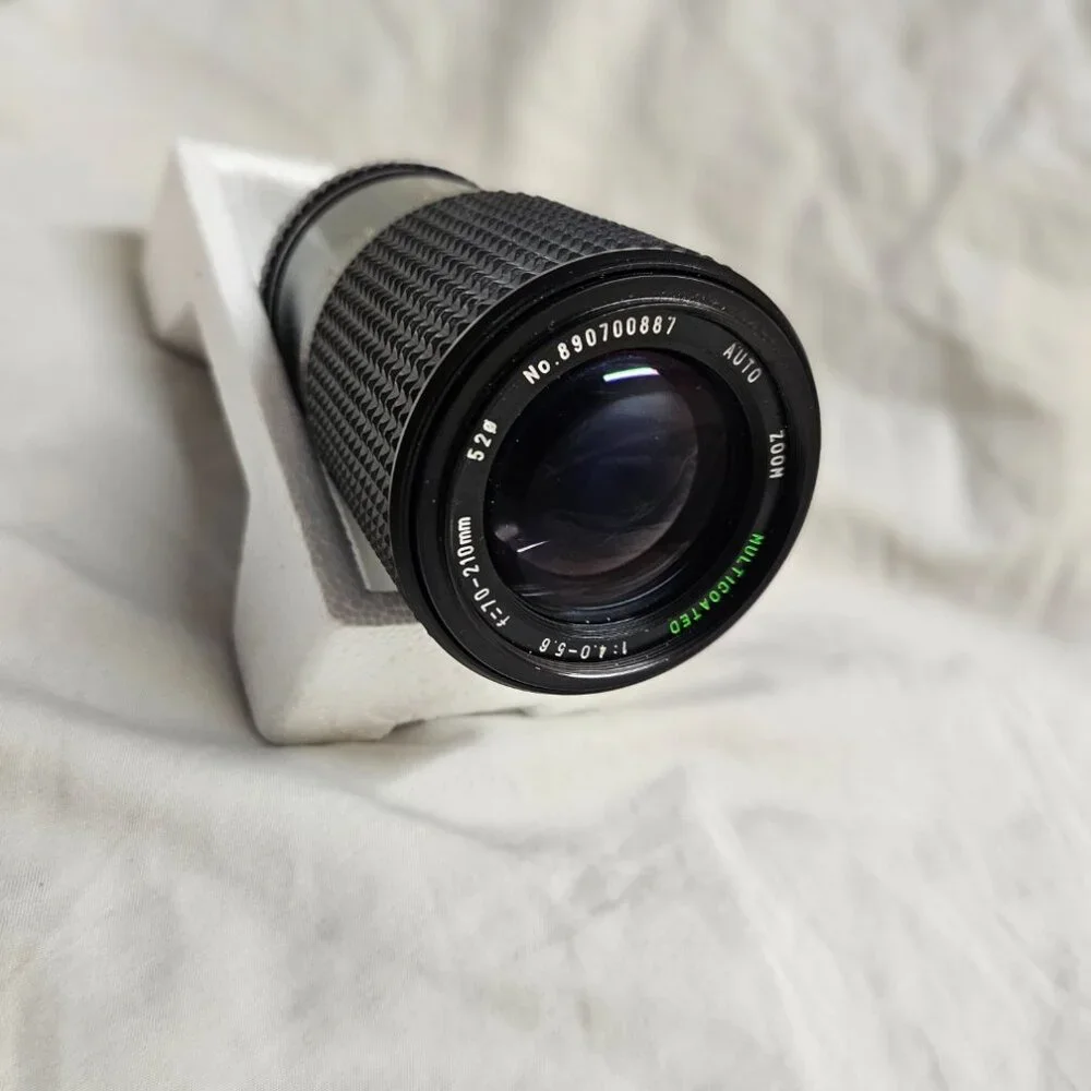 Sears 70 to 210mm f4.0/5.6 Macro/One Touch Zoom Lens Minolta Mount Vintage